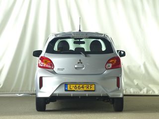 Voertuigafbeelding 5