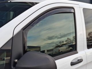 Voertuigafbeelding 13