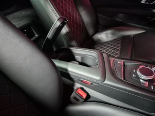 Voertuigafbeelding 28