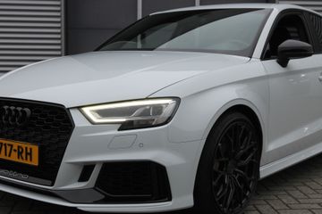 Voertuigafbeelding 18