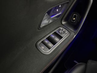 Voertuigafbeelding 35