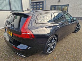 Voertuigafbeelding 3