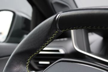 Voertuigafbeelding 12