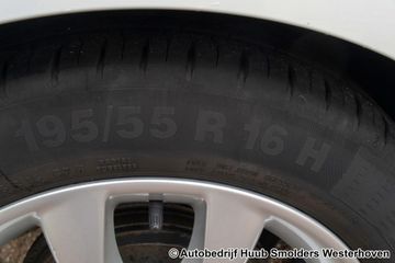 Voertuigafbeelding 10