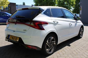 Voertuigafbeelding 4