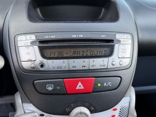 Voertuigafbeelding 8