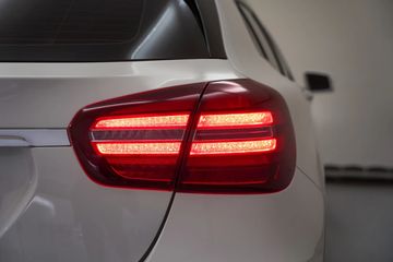 Voertuigafbeelding 36