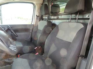 Voertuigafbeelding 8