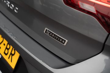 Voertuigafbeelding 8