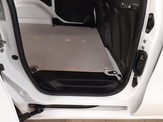 Voertuigafbeelding 24