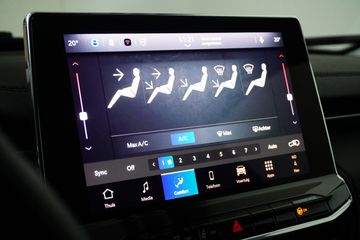 Voertuigafbeelding 4