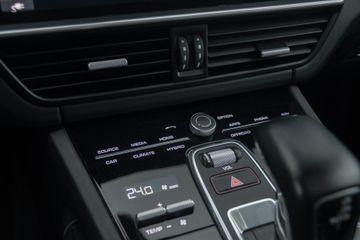 Voertuigafbeelding 17