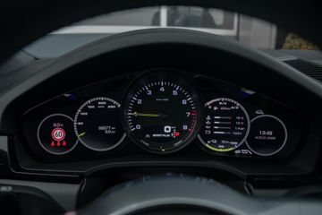 Voertuigafbeelding 3