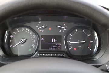 Voertuigafbeelding 18