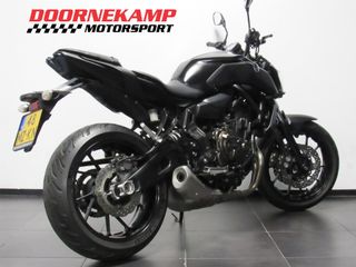 Voertuigafbeelding 5