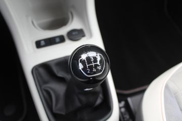 Voertuigafbeelding 26