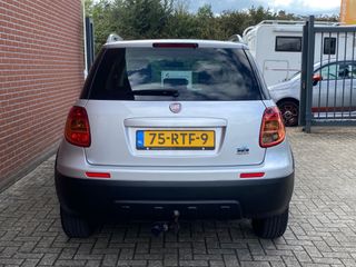 Voertuigafbeelding 17