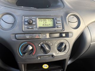 Voertuigafbeelding 8