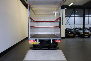 Voertuigafbeelding 9