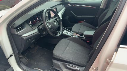 Voertuigafbeelding 3