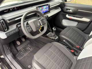 Voertuigafbeelding 12