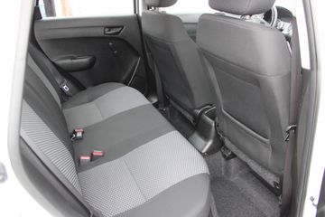 Voertuigafbeelding 9