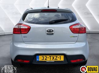 Voertuigafbeelding 5