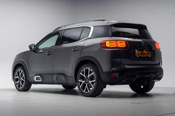 Voertuigafbeelding 2