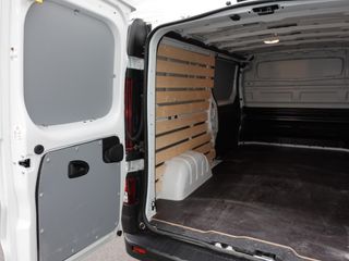 Voertuigafbeelding 8