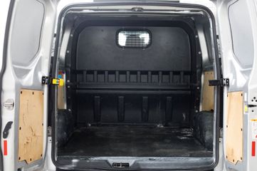 Voertuigafbeelding 6