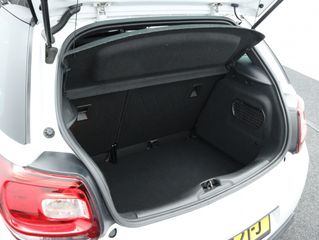 Voertuigafbeelding 19