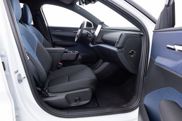 Voertuigafbeelding 6