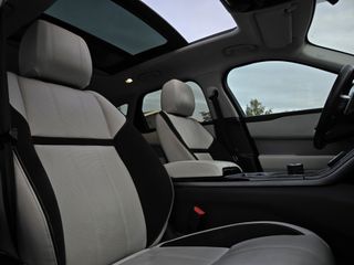 Voertuigafbeelding 12