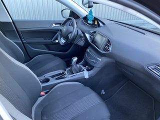 Voertuigafbeelding 16