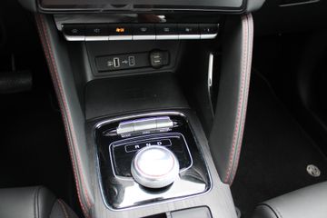 Voertuigafbeelding 16