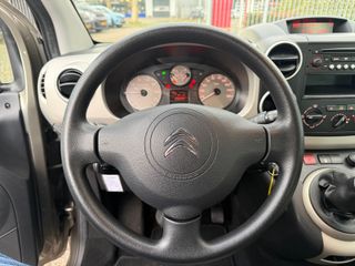 Voertuigafbeelding 19