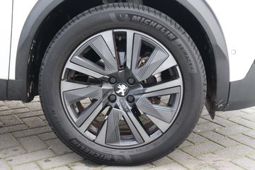 Voertuigafbeelding 12