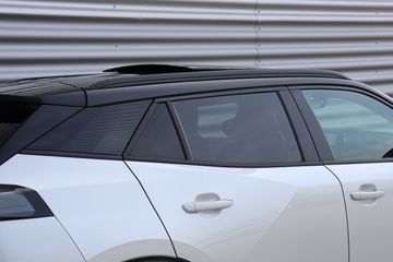 Voertuigafbeelding 13