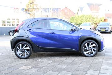 Voertuigafbeelding 4