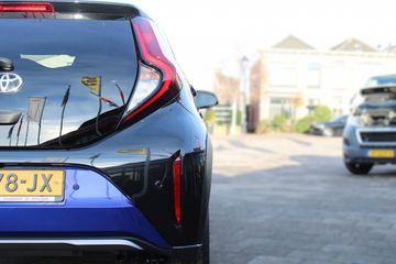 Voertuigafbeelding 8