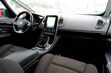 Voertuigafbeelding 4