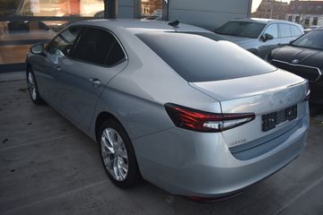 Voertuigafbeelding 2