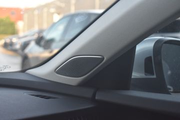 Voertuigafbeelding 33