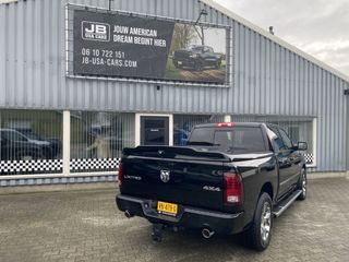 Voertuigafbeelding 6