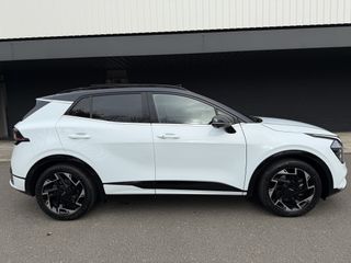 Voertuigafbeelding 3