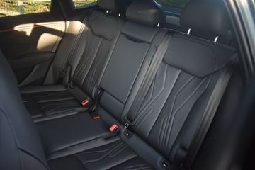 Voertuigafbeelding 13