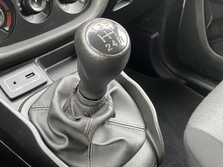 Voertuigafbeelding 16