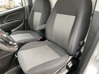 Voertuigafbeelding 35