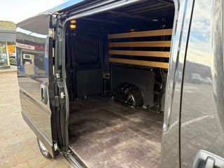 Voertuigafbeelding 11