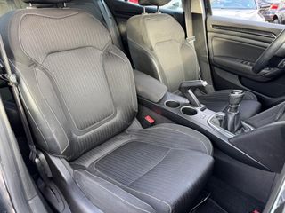 Voertuigafbeelding 10